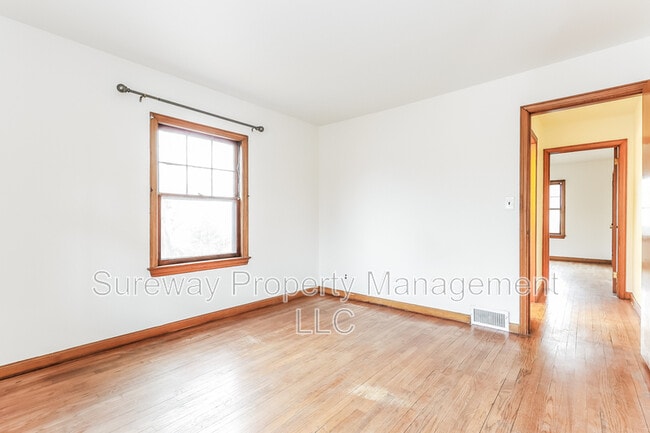 Building Photo - 310 Union Ave