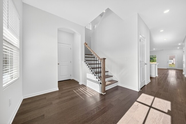 Building Photo - 124 Limbury Ct