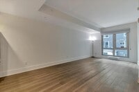 Building Photo - 1075 Market St