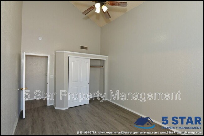 Building Photo - 12257 Robert Dahl Dr