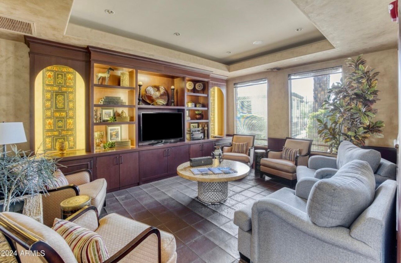 Building Photo - 6900 E Princess Dr