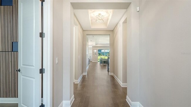 Building Photo - 16905 Sweetwater Village Dr