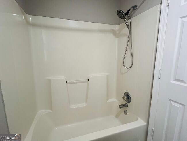 Building Photo - 608 Askew Ave