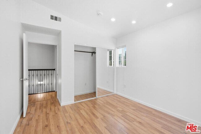 Building Photo - 12311 Bradford Pl