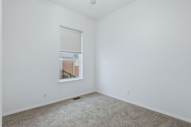 Building Photo - 4 bed 2 bath Ranch in Metzler Ranch Castle Rock!