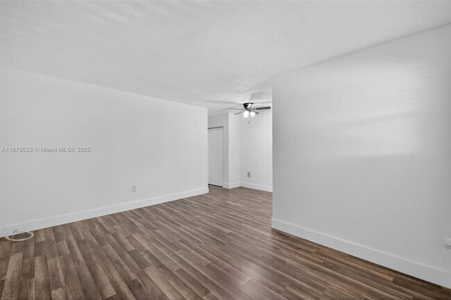 Building Photo - 7130 W 11th Ct