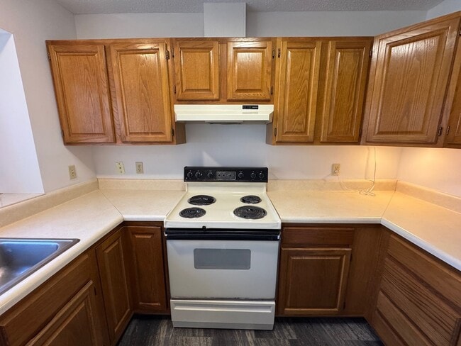 Building Photo - Black Mountain - Two Bedroom, 55 + Community