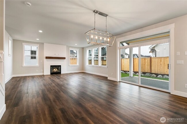 Building Photo - 5947 Ranch Lp