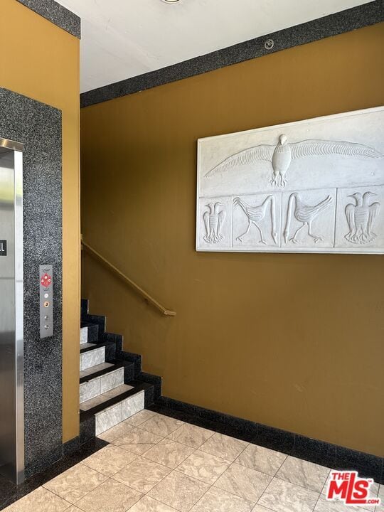 Building Photo - 8614 Burton Wy