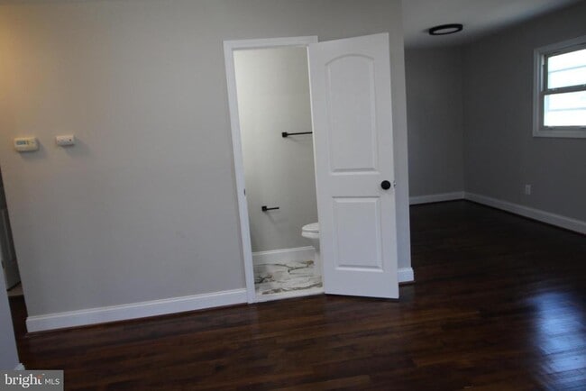 Building Photo - 3404 Elmwood Dr
