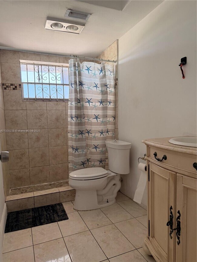 Building Photo - 20490 NW 7th Ave