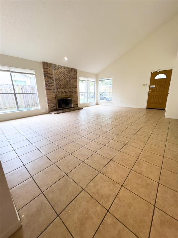 Building Photo - 2827 Waypark Dr