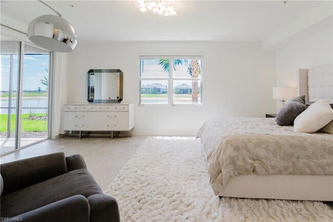 Building Photo - 5740 Oakmont Ct