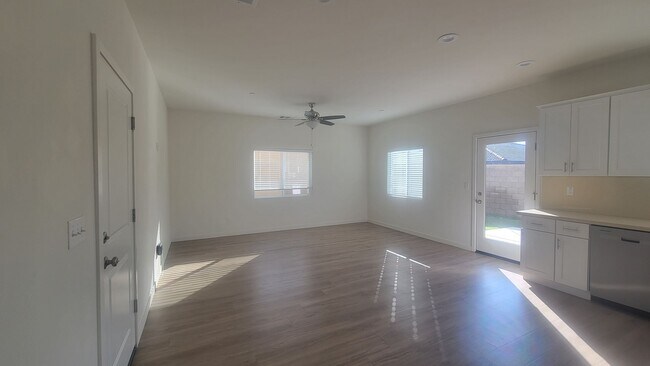 Building Photo - 8617 Frankie Lou St