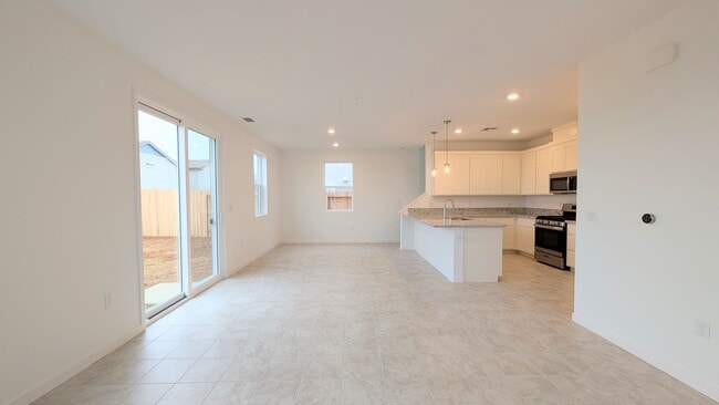 Building Photo - Brand New Single Family Home