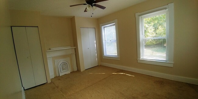 Building Photo - Very Nice 2 Bedroom 1 Bath House in Madiso...