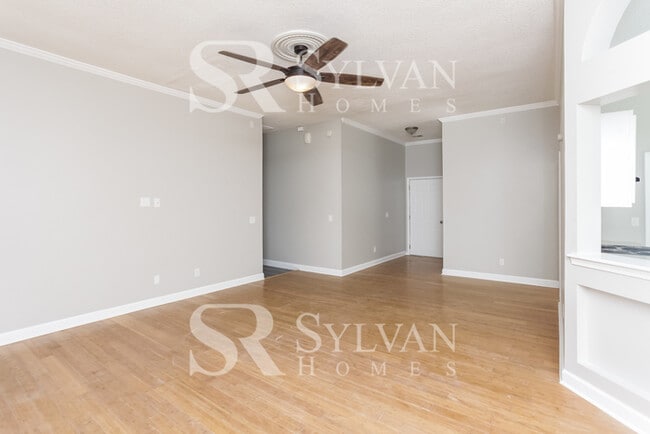 Building Photo - Coming HOME never felt so good!