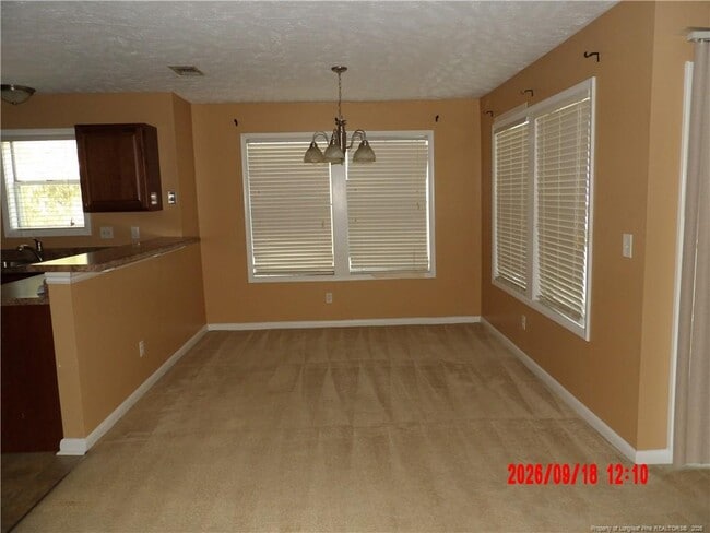 Building Photo - 1022 Wood Creek Dr