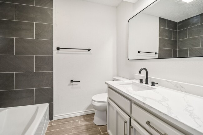 Building Photo - 5507 Silver Bow Trail