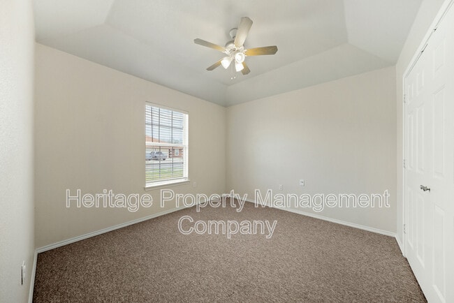 Building Photo - 236 Rosalie Dr