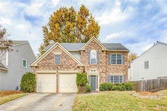 Building Photo - 1060 Lyndhurst Way