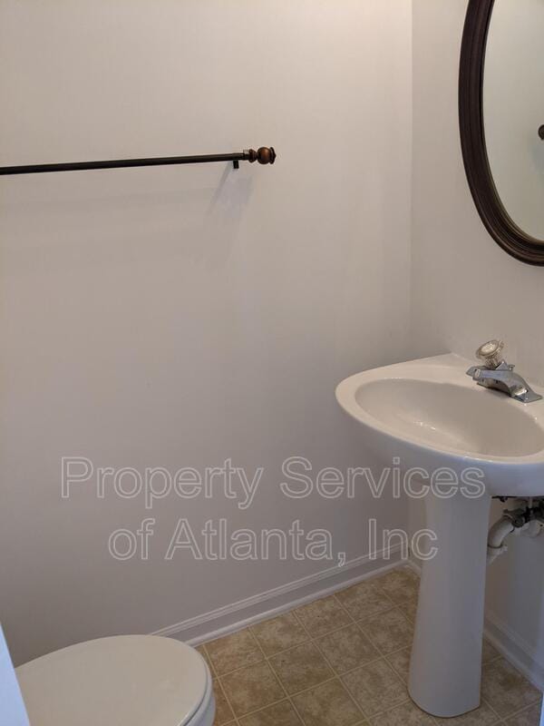 Building Photo - 1815 Rest Haven Ln