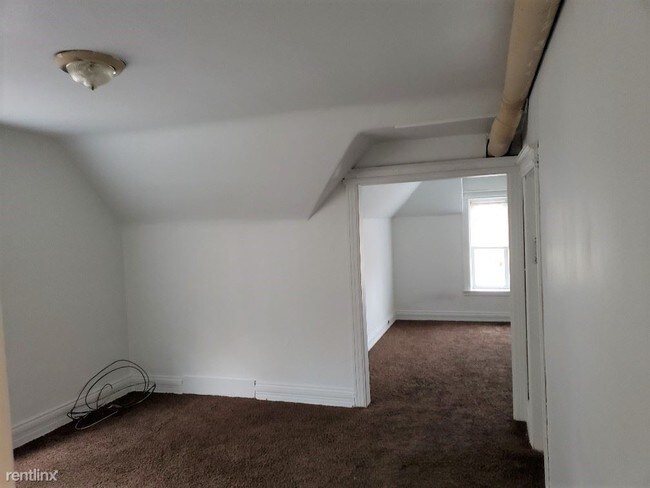 Building Photo - 2 br, 1 bath  - 5862 Newberry St