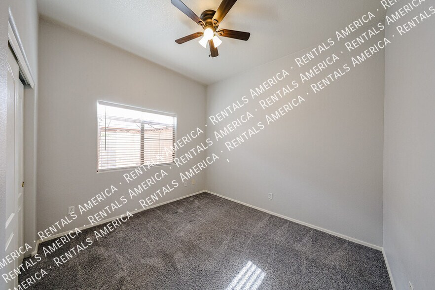 Building Photo - 8075 W Mary Jane Ln