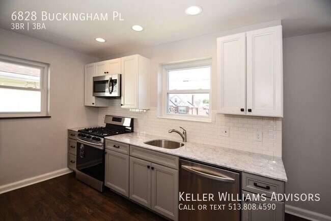 Building Photo - 6828 Buckingham Pl