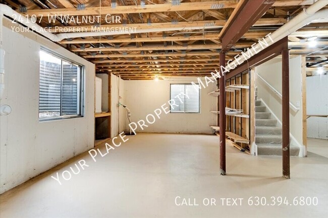 Building Photo - 24107 Walnut Cir