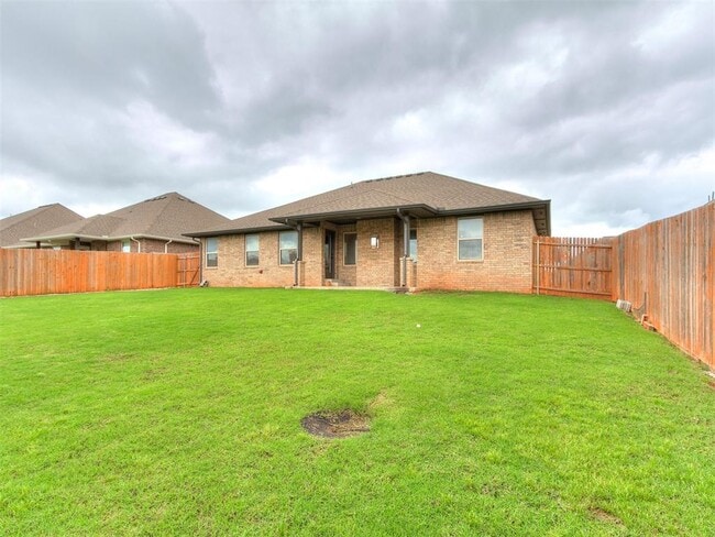 Building Photo - 4932 Wister Ln