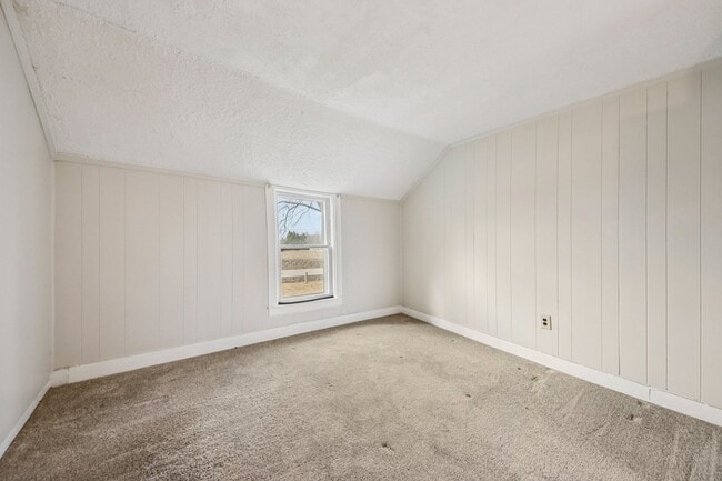 Building Photo - 11N455 Tower Rd