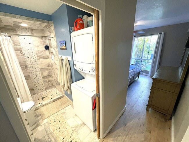 Building Photo - Furnished Ground Floor Southpointe Condo Available