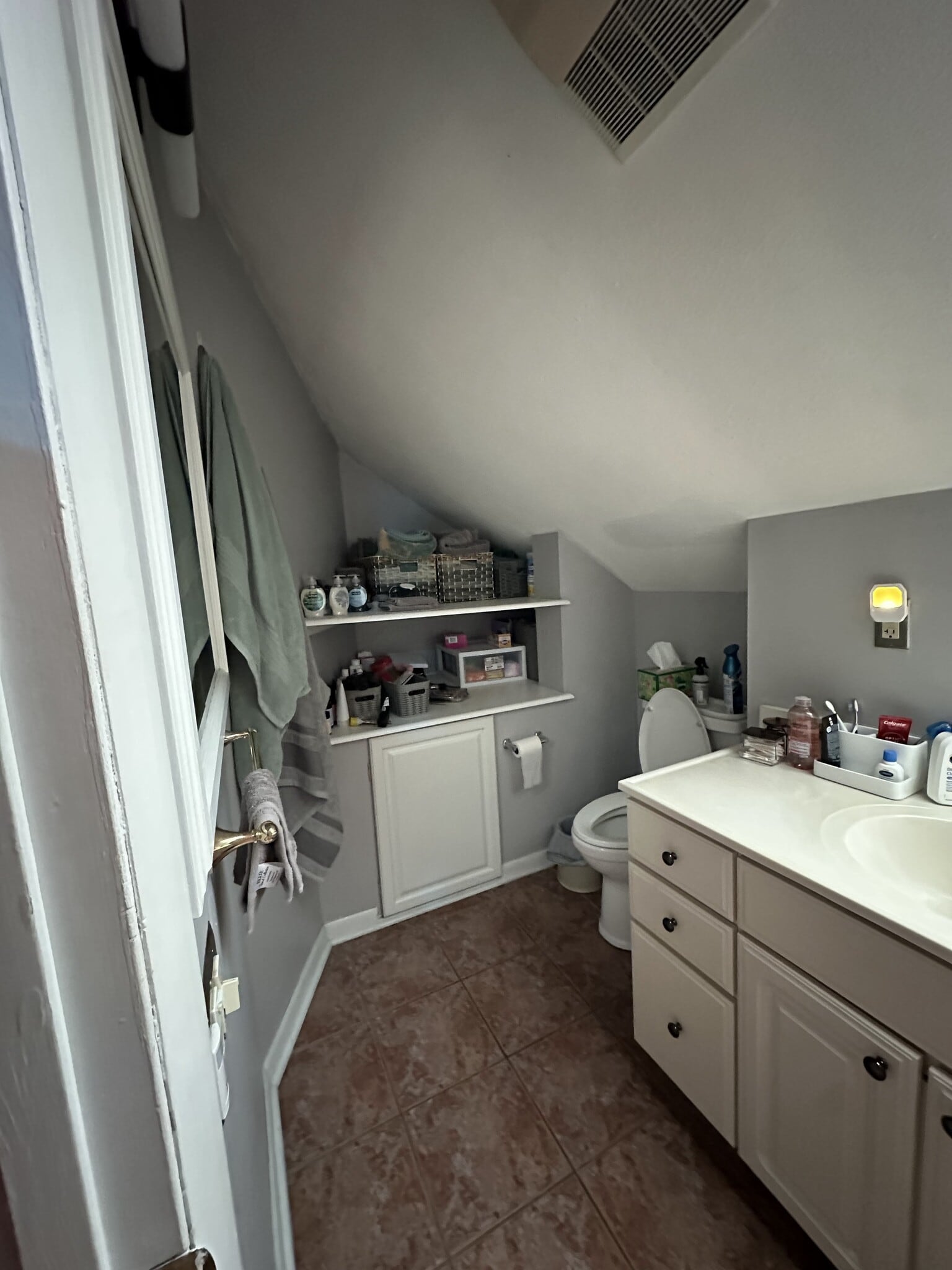 Building Photo - 543 Clarendon St