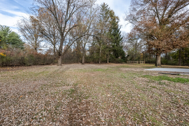 Building Photo - 1201 Bickel Rd