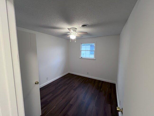 Bedroom 2 - 2313 Dalebrook Ct