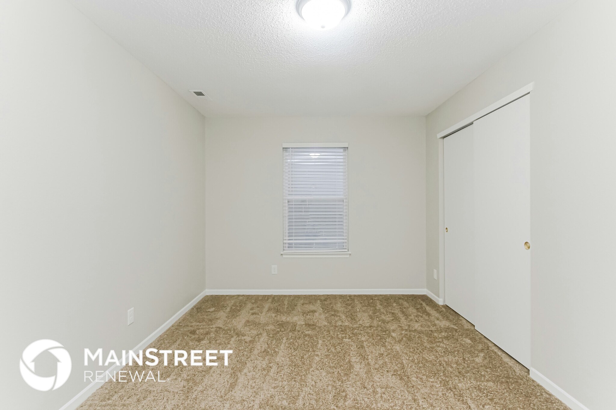 Building Photo - 6879 Merritt Ridge Way