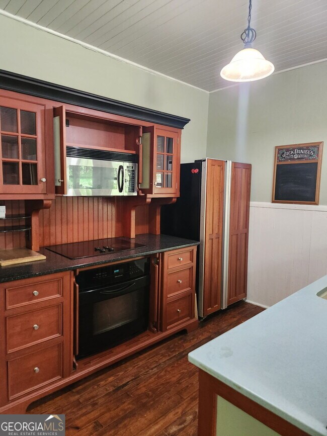 Building Photo - 1240 Walker Church Rd