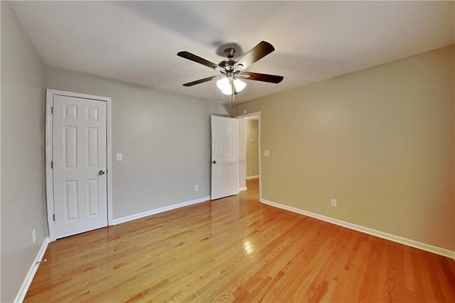 Building Photo - 3893 Lorien Way NW