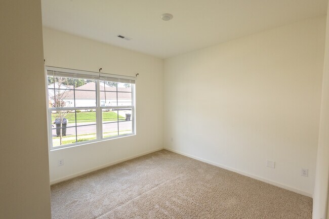 Building Photo - 5791 Mountain View Trl