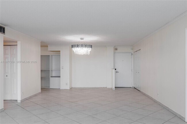 Building Photo - 6770 Indian Creek Dr