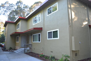 Building Photo - 2865 Capitola Rd