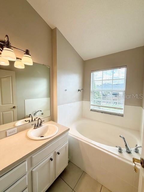 Building Photo - 2947 Pointeview Dr