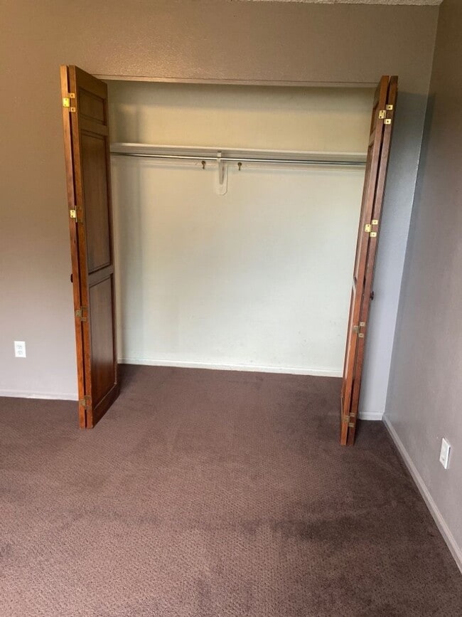 Building Photo - 2930 Rams Ln