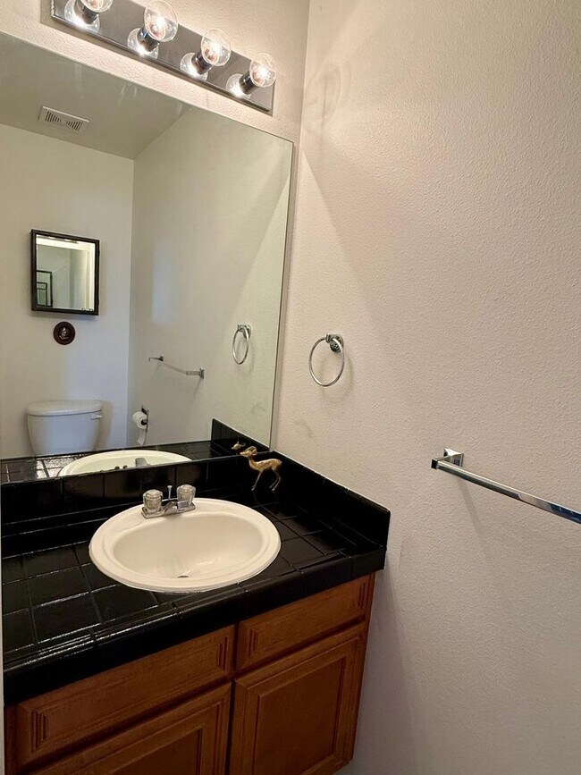 Building Photo - 4814 Hawk Meadow Dr