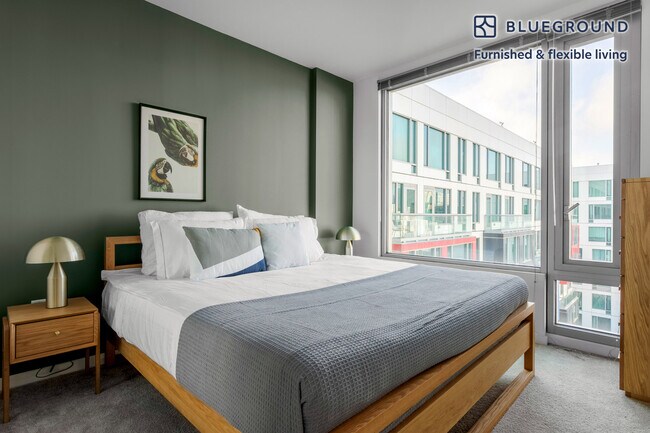 Building Photo - 900 Folsom St