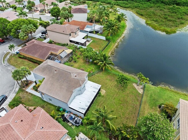 Building Photo - 15376 14th Manor