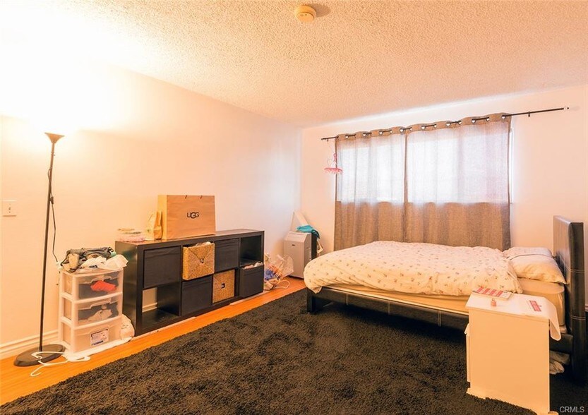 Building Photo - 2890 E Artesia Blvd