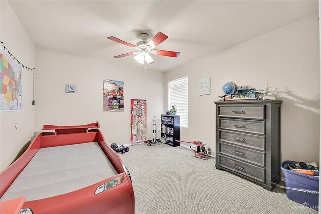 Building Photo - 3613 Los Lagos Dr