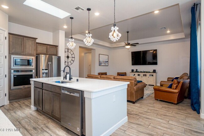 Building Photo - 13436 Emerald Crystal Dr